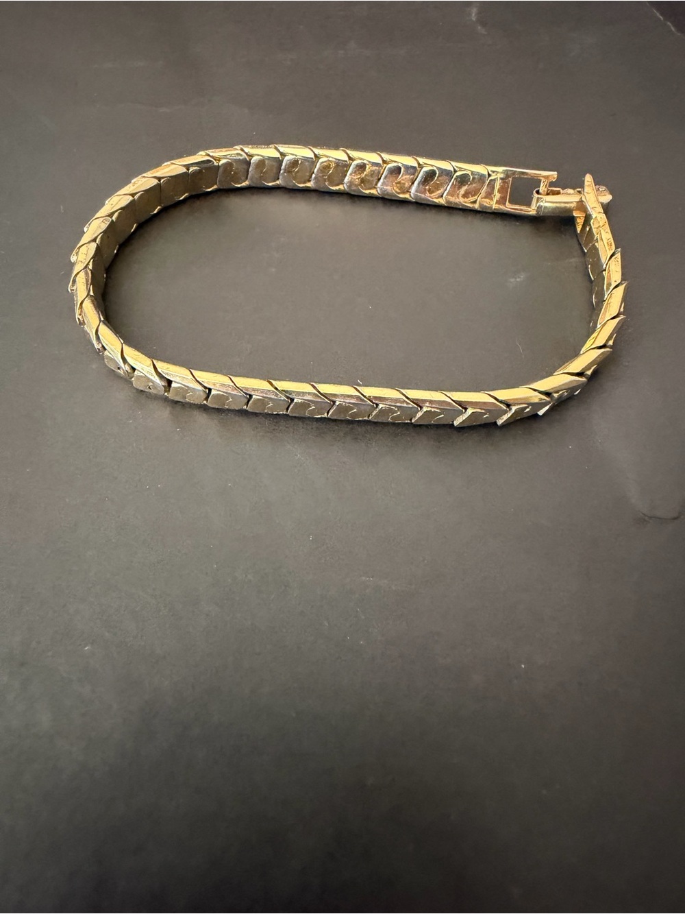Gold Tone Linked Bracelet with Chevron Pattern - Picture 3 of 3